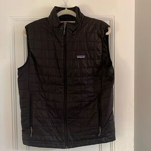 Men’s Patagonia Nanopuff Vest (M) excellent condition!